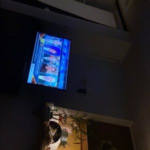 Meet your Posher, Moises